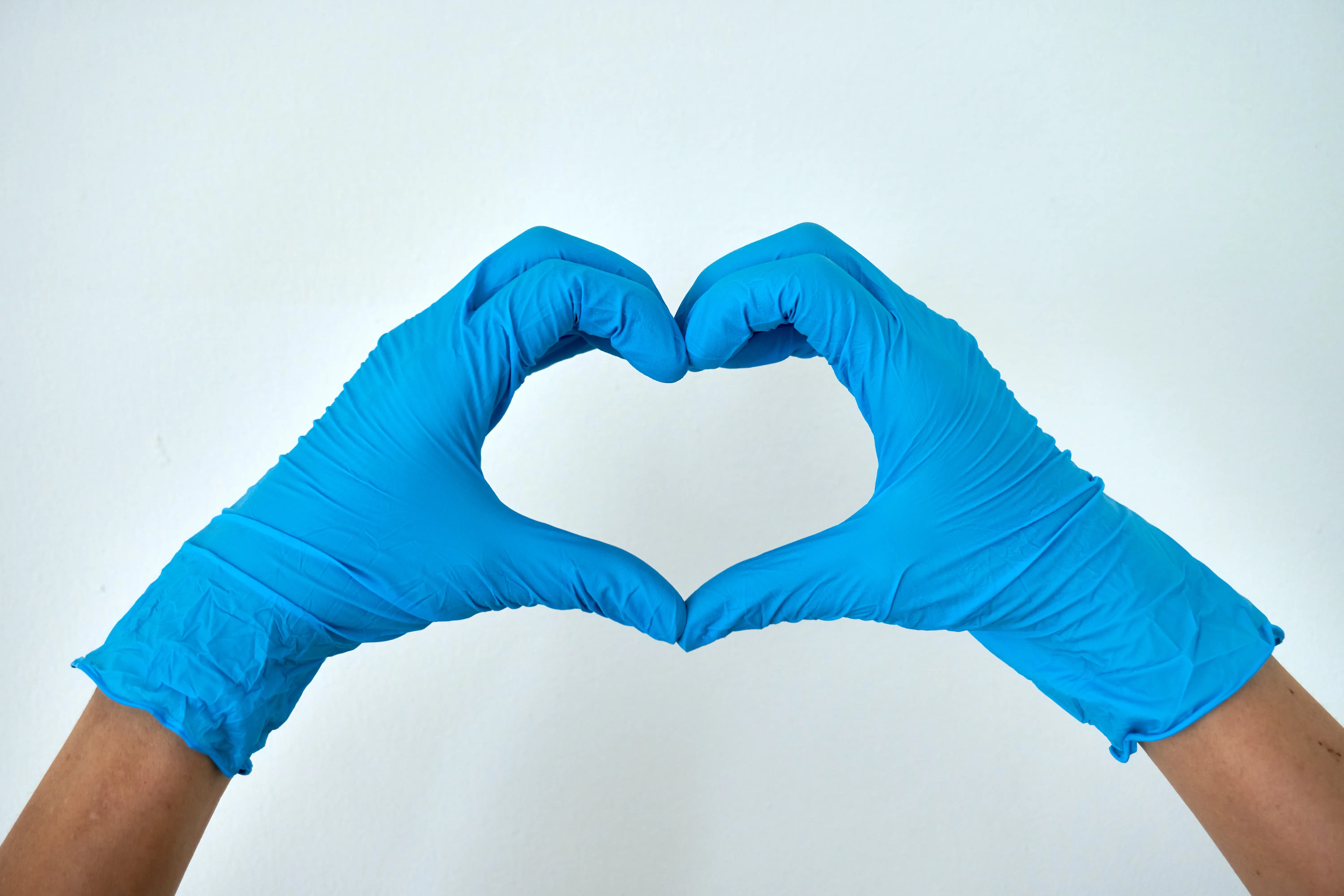 medical-rubber-gloves medical-rubber-gloves
